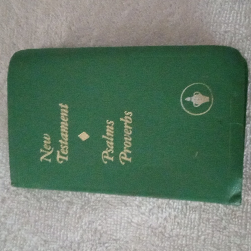 New Testament Pocket Size Bible